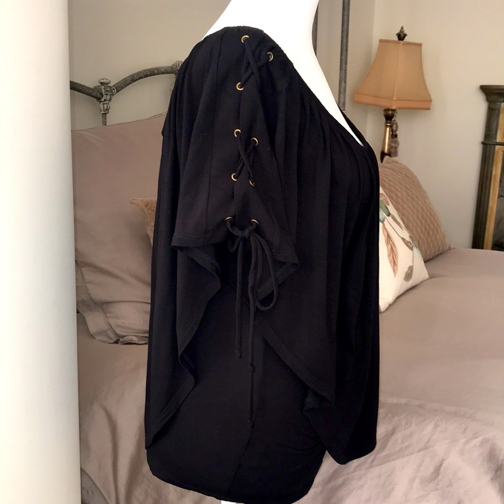VaVa by Joy Han Off-the-Shoulder Top - Picture 2 of 16